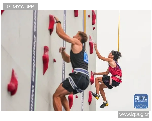 成都攀岩队的中路突破之路:深度解析攀岩运动的魅力与挑战 成都攀岩队的中路突破之路:深度解析攀岩运动的魅力与挑战
